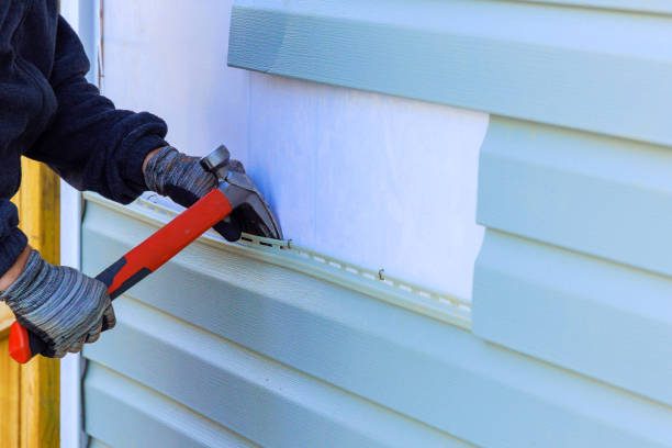 Reliable Siding Replacement contractor in Castleton, VA by Creative Siding